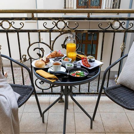 كراكوفيا Ventus Rosa Boutique Aparthotel المظهر الخارجي الصورة